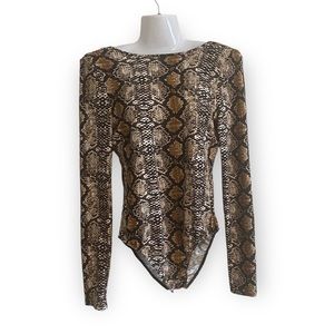 AQUA Brown/Tan Snakeskin Print Bodysuit